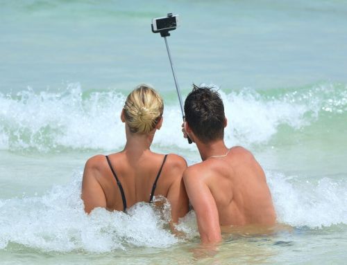 Worauf Sie im Urlaub bei Smartphone, Tablet und Notebook achten sollten